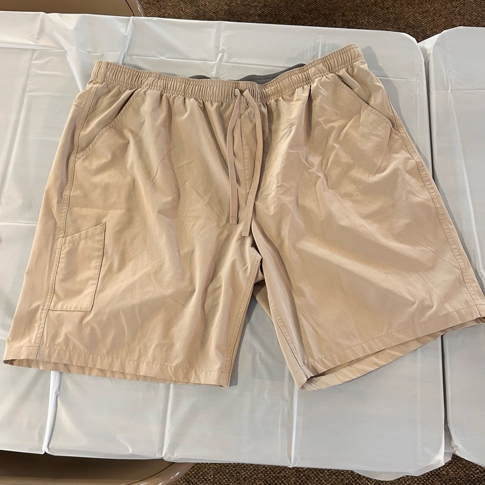 Field & Stream Men’s Shorts XXL Tan Khaki 2XL